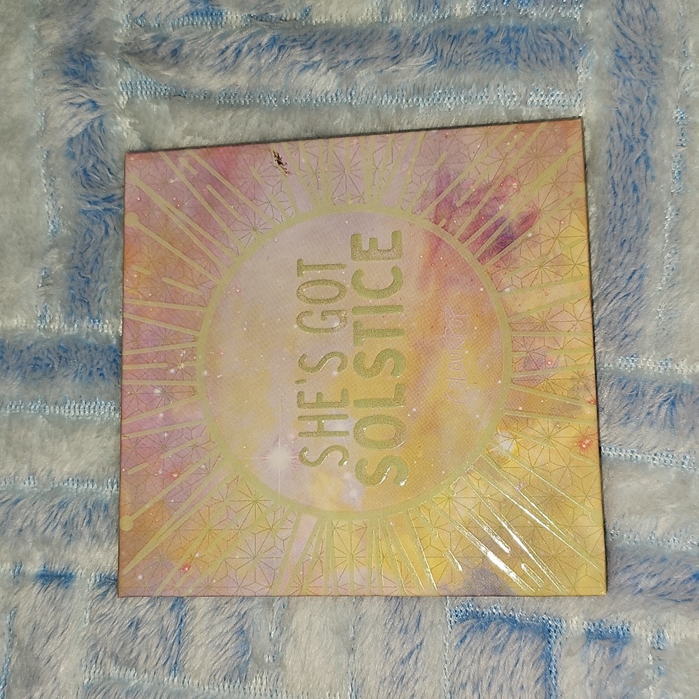 She's Got Solstice Eyeshadow Palette